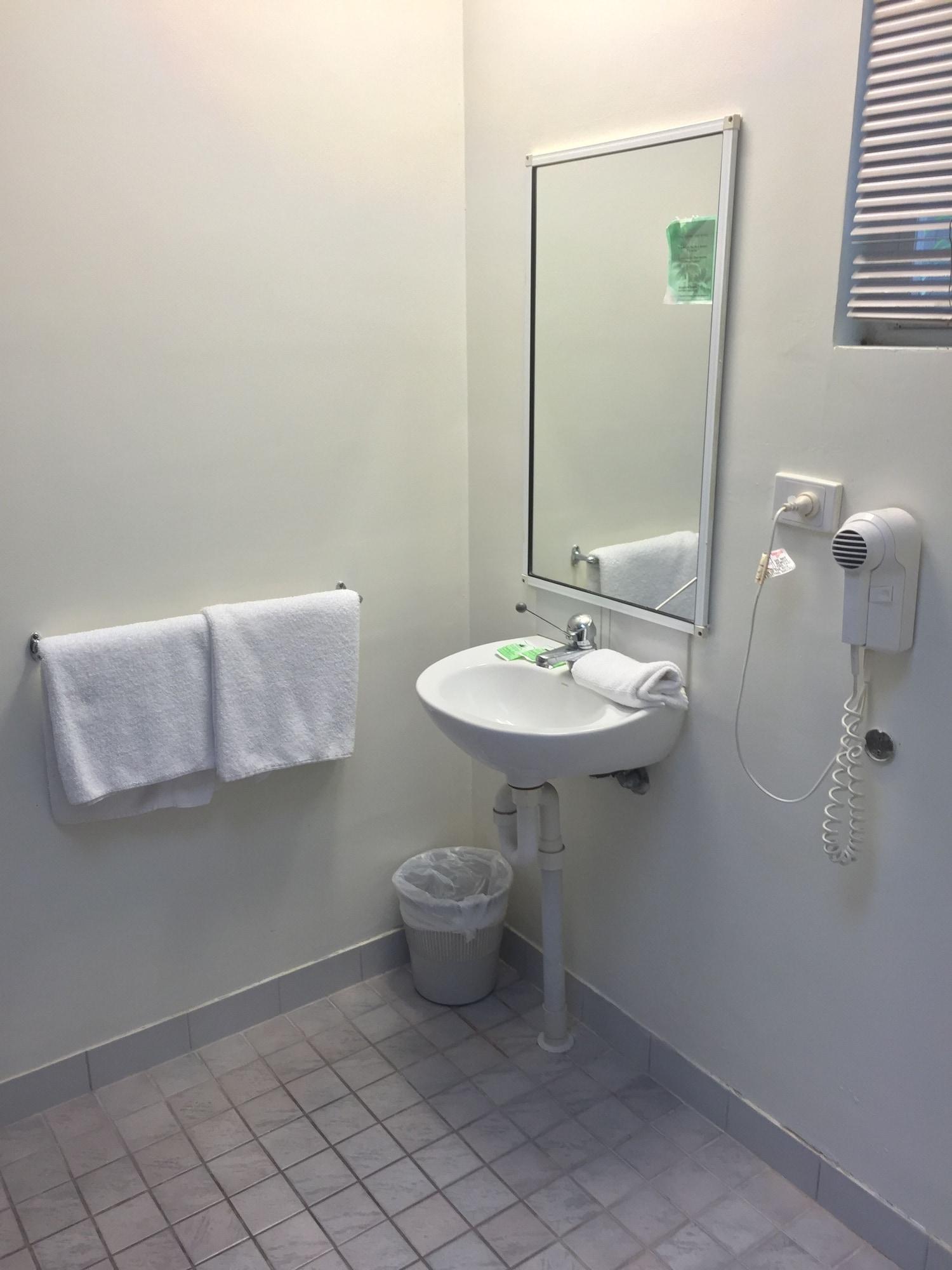 Value Inn Даруин Екстериор снимка
