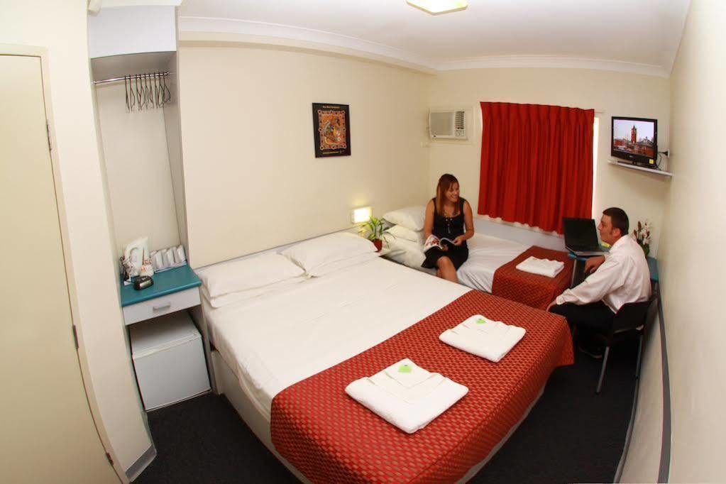Value Inn Даруин Екстериор снимка
