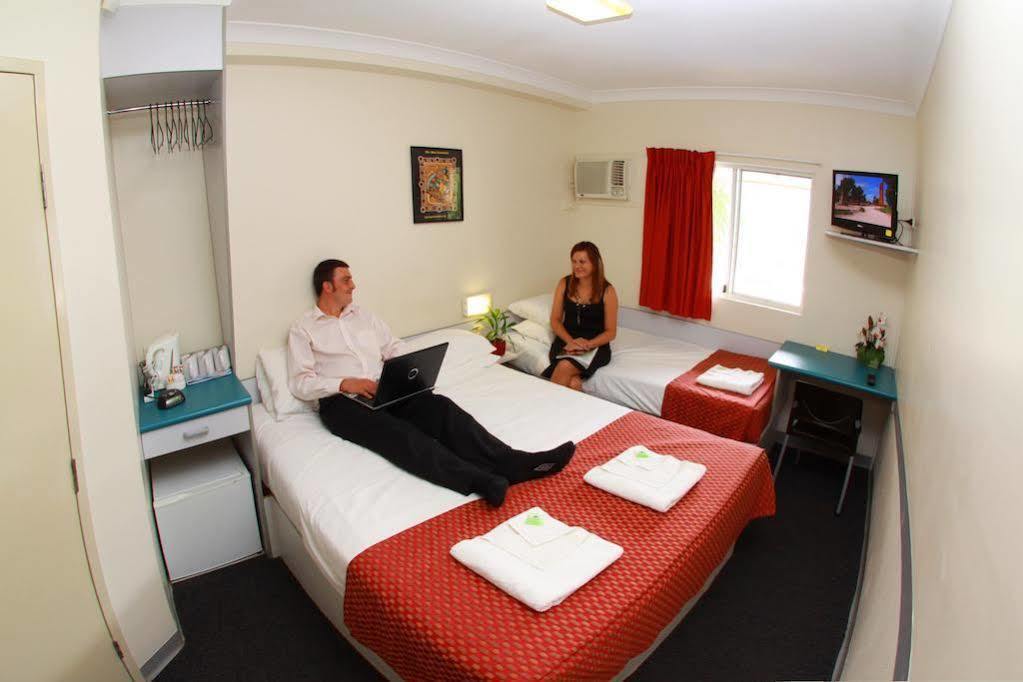 Value Inn Даруин Екстериор снимка